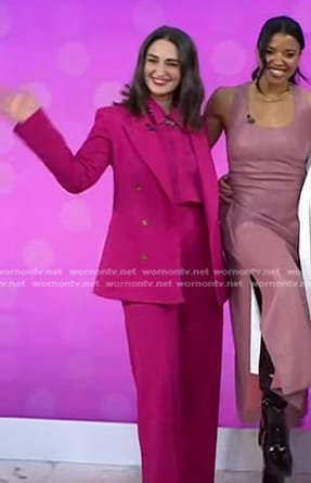 Sara Bareilles's fuchsia suit on Today