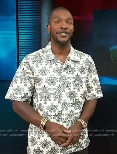 Scott's white floral print shirt on Access Hollywood