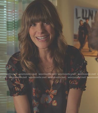 Shannon's black floral top on 9-1-1
