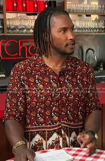 Scott's red printed shirt on Access Hollywood