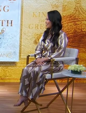 Ana Huang's beige printed shirtdress on Good Morning America