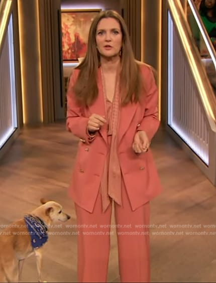 Drew's pink blazer and blouse on The Drew Barrymore Show