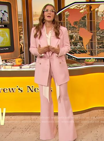 Drew's pink blazer and pants on The Drew Barrymore Show