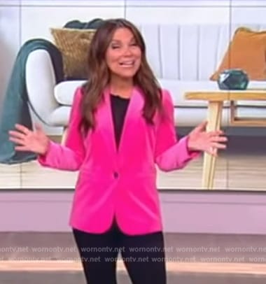 Gretta's pink velvet blazer on The View