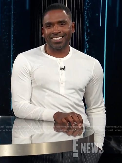 Justin's white henley shirt on E! News