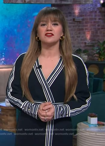 Kelly's navy contrast stripe belted wrap dress on The Kelly Clarkson Show