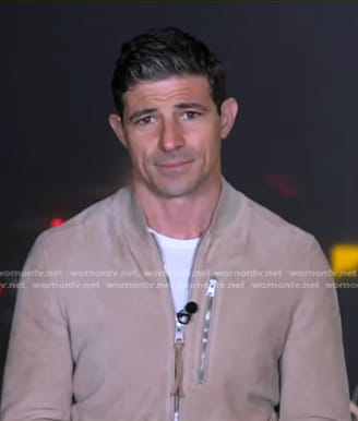 Matt Gutman's beige jacket on Good Morning America