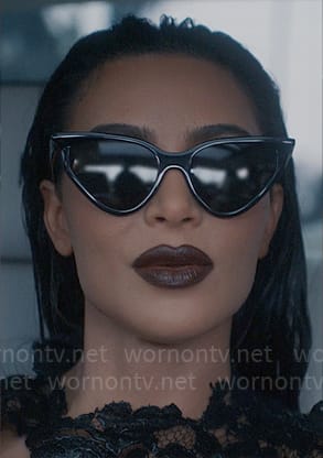 Siobhan's cat eye sunglasses on American Horror Story