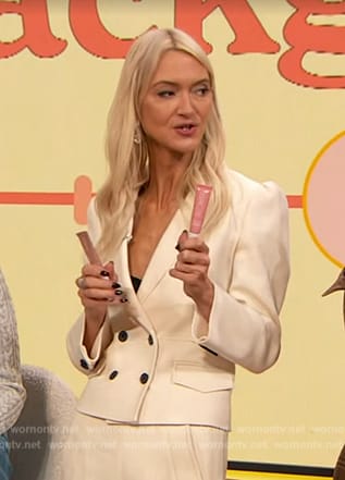 Zanna Roberts' white double breasted blazer on The Drew Barrymore Show