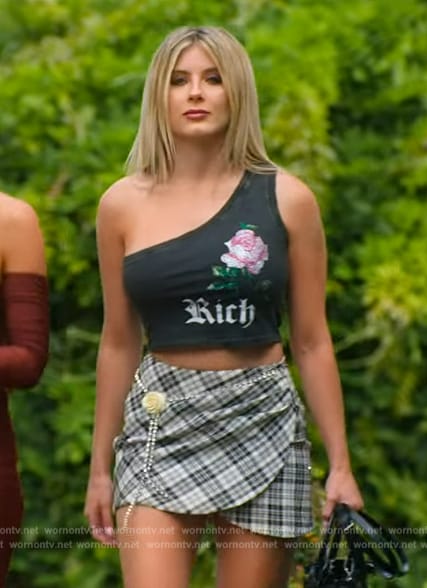 Alexandra's floral one shoulder top on Selling the OC