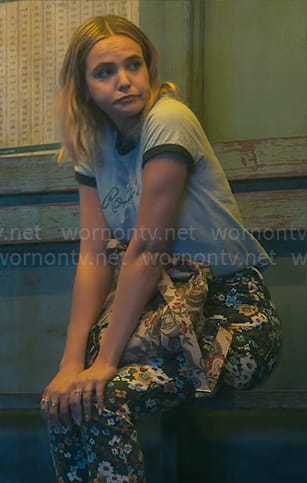 Imogen's floral jeans on Pretty Little Liars Original Sin