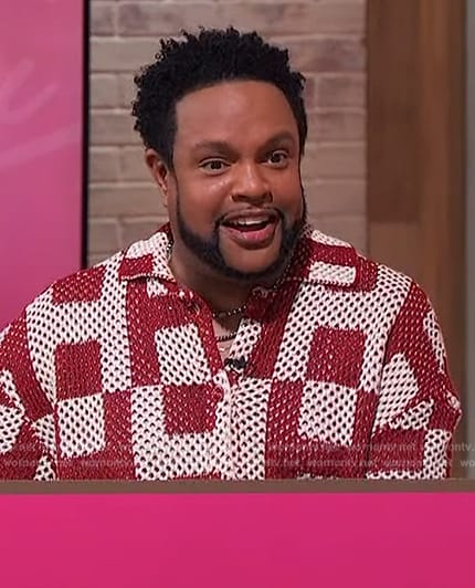 Jawn's red and white crochet shirt on Sherri
