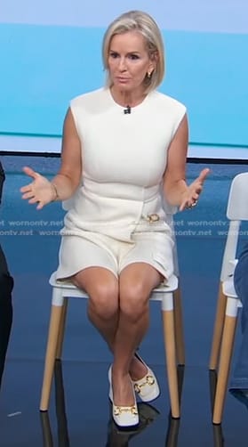 Jennifer's white horsebit pumps on Good Morning America