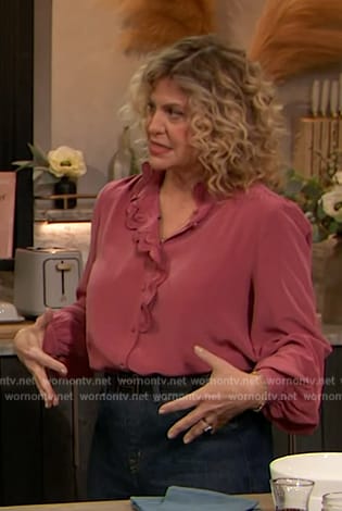 Michelle's pink scallop trim blouse on The Drew Barrymore Show