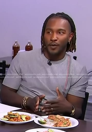 Scott's grey striped tee on Access Hollywood