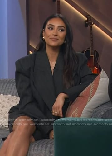 Shay Mitchell's black pinstripe blazer and shorts on The Kelly Clarkson Show