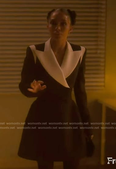 Zoey's black colorblock cropped blazer on Grown-ish