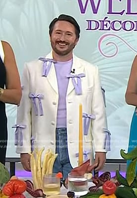 Jove Meyer's white bow blazer on Today