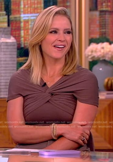 Sara's brown twist front top on The View