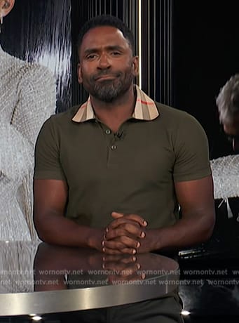 Justin's plaid collar polo on E! News