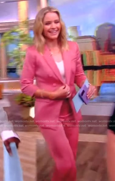 Sara's pink double breasted blazer on The View