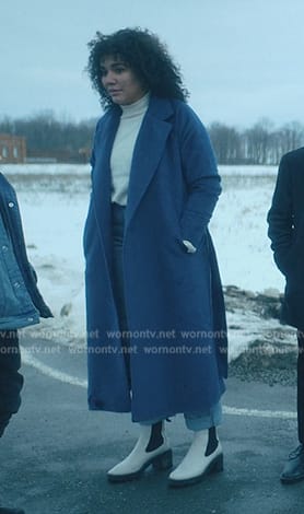 Allison's blue alpaca wrap coat on The Umbrella Academy