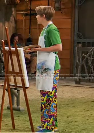Jake's graffiti print pants on Bunkd