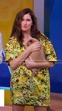 Kathryn Hahn's yellow floral shirtdress on Good Morning America