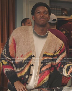 Lando's beige printed cardigan on All American Homecoming