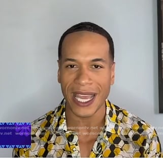 Alex Perez's yellow printed shirt on Good Morning America