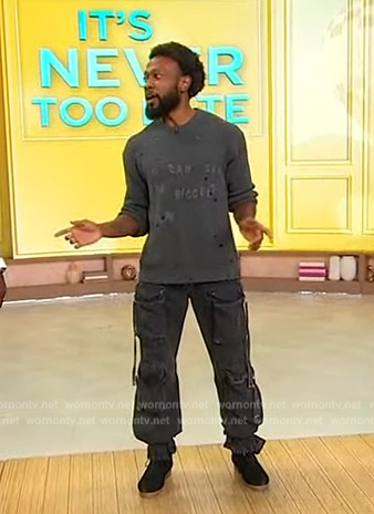 JaBowen's gray distressed sweater and cargo pants on Sherri