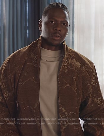 Cam's beige printed jacket on All American Homecoming
