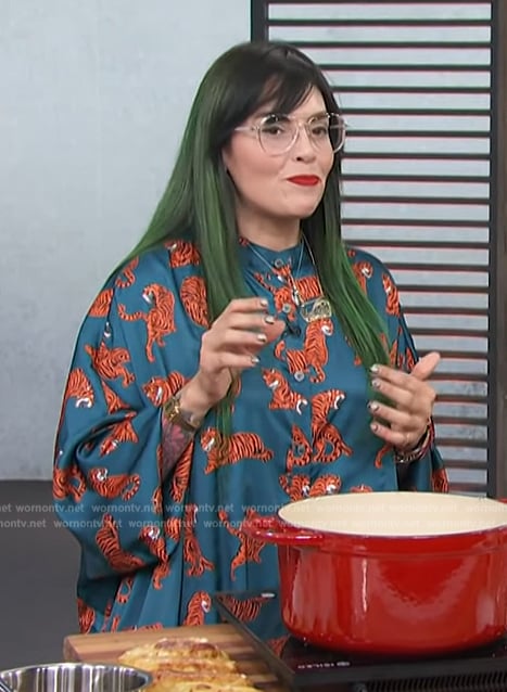 Claudette Zepeda's tiger print top on Access Hollywood
