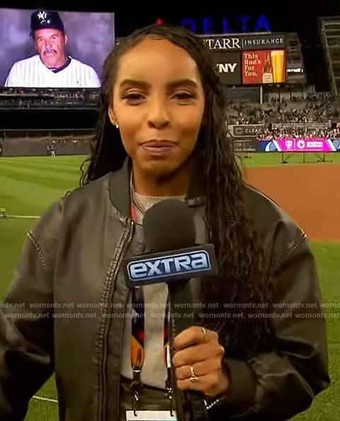 Mona's black leather moto jacket on Extra