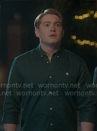 Nick's green button down shirt on Heartstopper