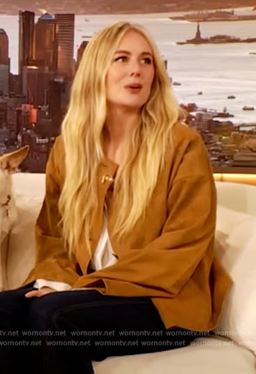 Justine Lupe's mustard jacket on The Drew Barrymore Show