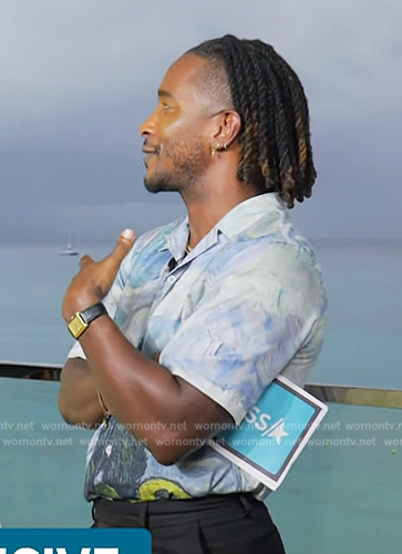 Scott's blue landscape print shirt on Access Hollywood