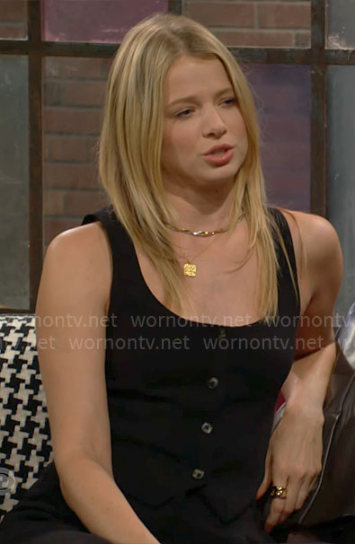 Summer's black vest top on The Young and the Restless