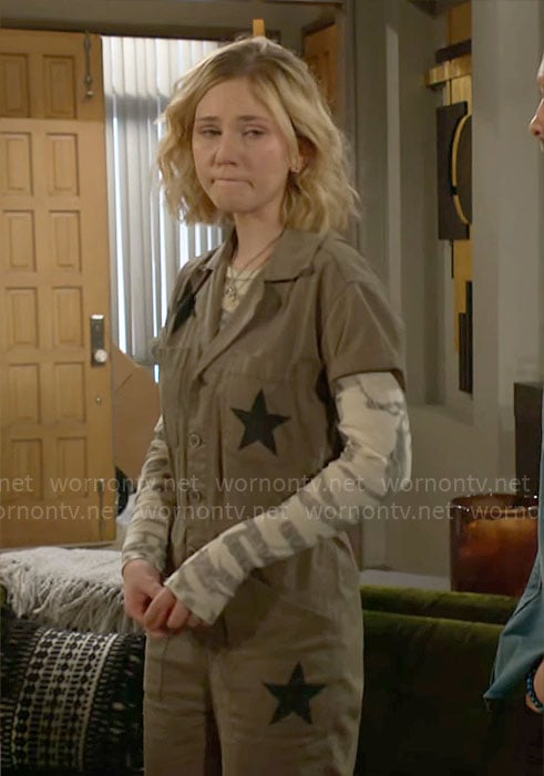 Lucy's green star print jumpsuit on The Young and the Restless
