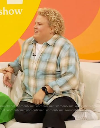 Fortune Feimster's plaid shirt on The Drew Barrymore Show