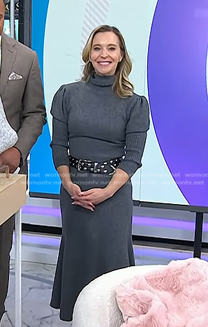 Jenn Falik's grey puff sleeve sweater dress on Today
