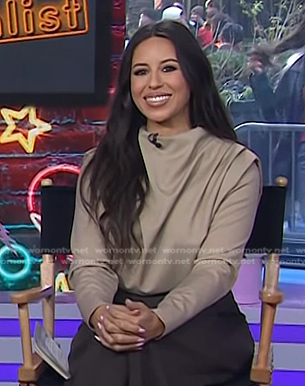 Naz Perez's beige pleated top on Today