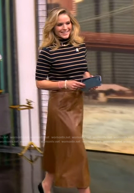 Sara's striped turtleneck sweater and leather skirt on The View