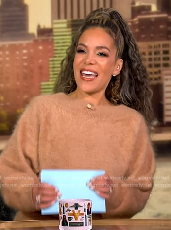 Sunny's beige cashmere sweater and skirt on The View