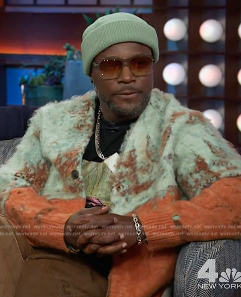Taye Digg's fuzzy abstract cardigan on The Kelly Clarkson Show