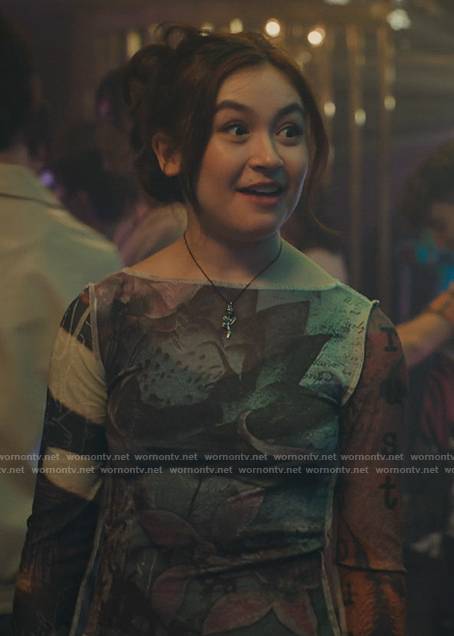 Kitt's abstract print mesh top on XO Kitty