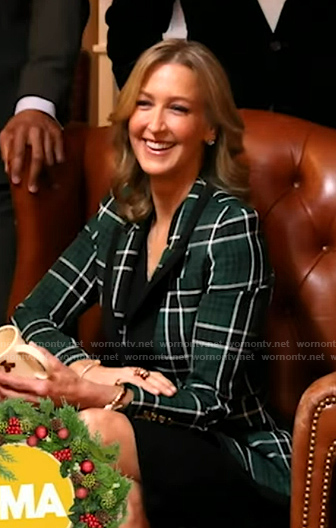 Lara's green plaid blazer on Good Morning America