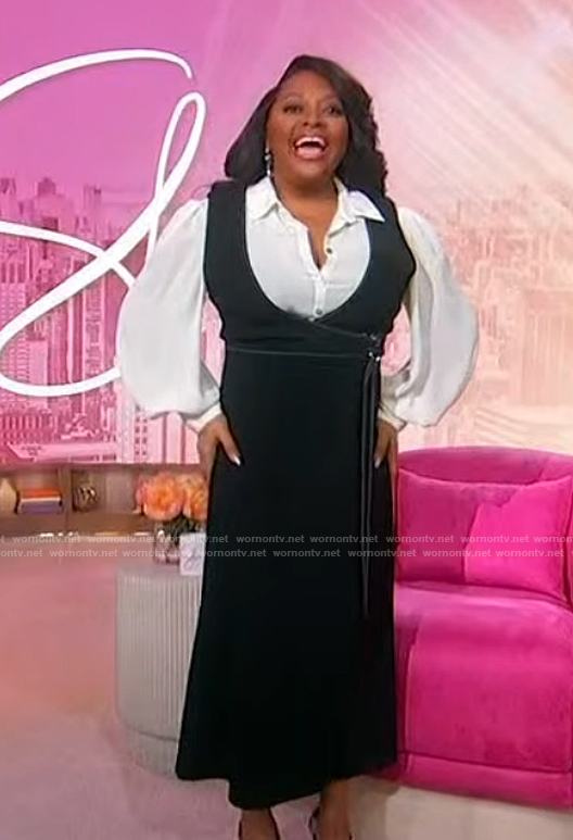 Sherri's belted two-tone dress on Sherri