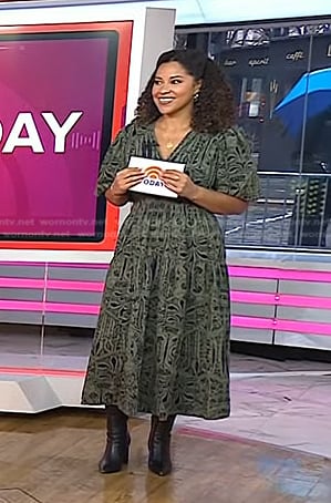 Arianna's green print puff sleeve dress on Today