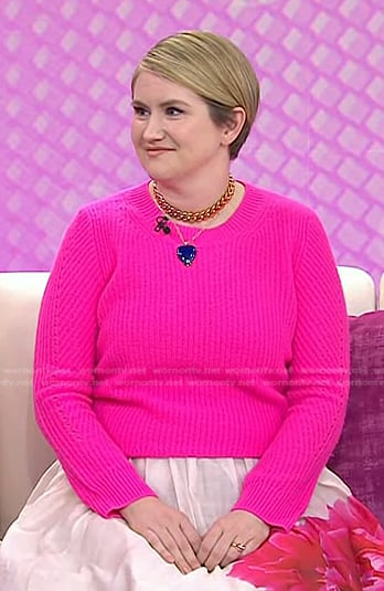 Jillian Bell's pink ribbed knit sweater on Today